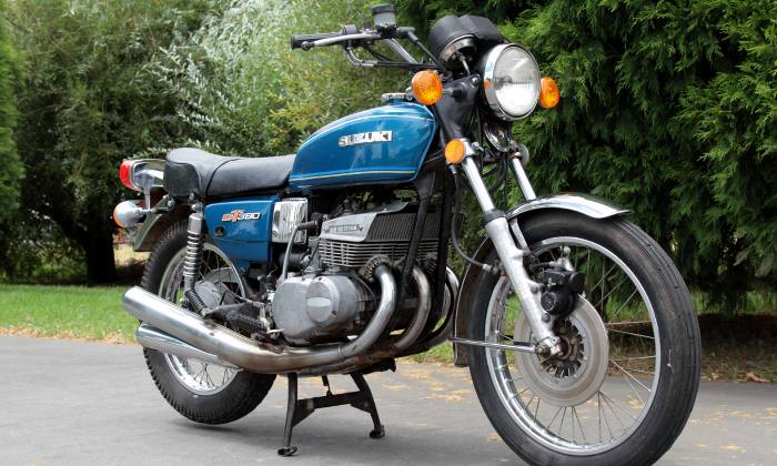 Puzzle 1976 SUZUKI GT 380