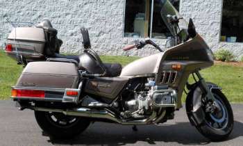 Puzzle 8956 - 1200 GOLDWING ASPENCADE
