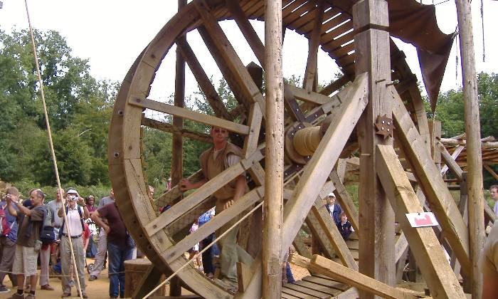 Puzzle cage à écureuil Guédelon