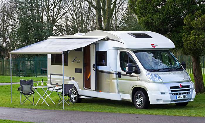 Puzzle camping car