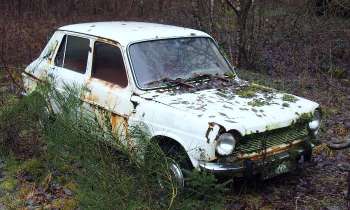 Puzzle 8947 - SIMCA 1100 ABANDONNEE