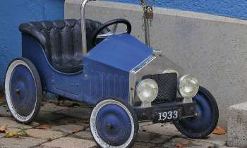 Puzzle 8539 - voiture à pédales
