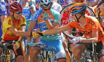 Puzzle 8080 - départ de course cyclistes