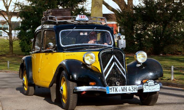 Puzzle CITROEN TRACTION 11B TAXI