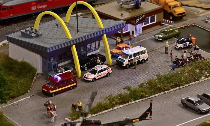 Puzzle Diorama la gare - Divers - Absolu Puzzle