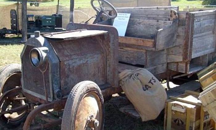 Puzzle camion à la retraite dans la catégorie Véhicules & Transports 