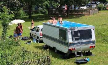 Puzzle 9038 - CARAVANE PISCINE