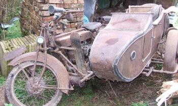 Puzzle 12290 - SIDE CAR sortie de grange