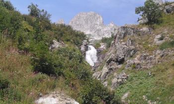 Puzzle 12860 - la montagne et ses cascades