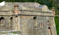 Puzzle fortifications