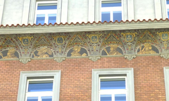 Puzzle fresque sur façade