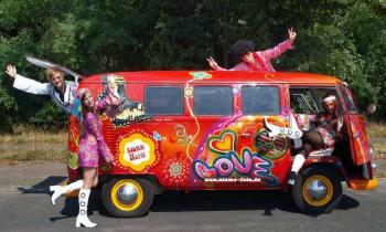 Puzzle 11534 - VW COMBI HIPPIE