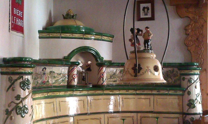 Puzzle Poêle en faience