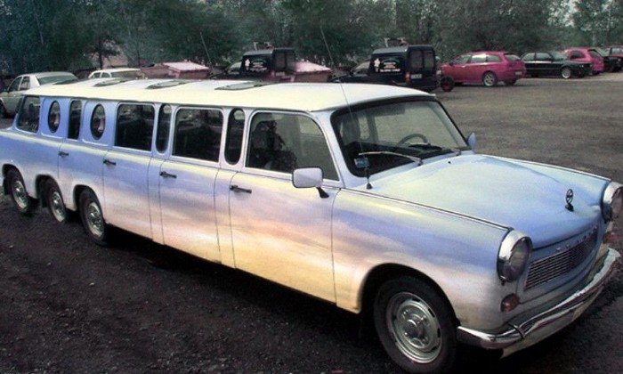 Puzzle TRABANT LIMOUSINE