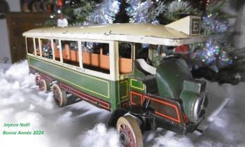 Puzzle 8925 - Le Noël du collectionneur