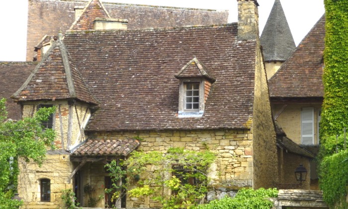 Puzzle maison de caractère