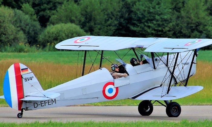 Puzzle Avion biplan très vintage