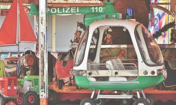 Puzzle 11417 - hélicoptére de manège