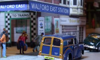 Puzzle 12818 - Diorama Walford station