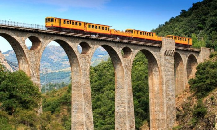 Puzzle Le train jaune