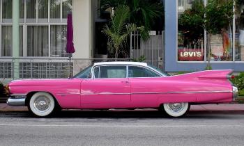 Puzzle 10015 - Cadillac coupé 1959