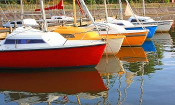 Puzzle 10275 - PETITS voiliers au port