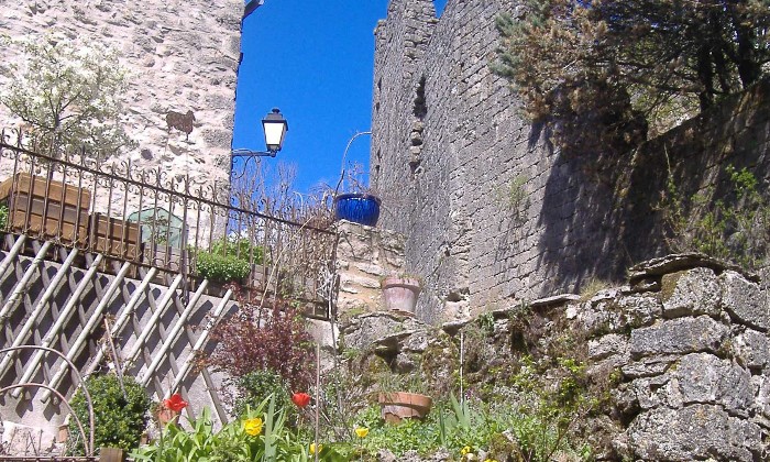 Puzzle la Couvertoirade - Villes & Monuments - Absolu Puzzle