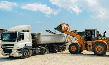 Puzzle 12849 - Camion et chargeur