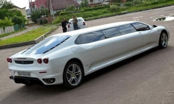 Puzzle 10635 - FERRARI F430 LIMOUSINE
