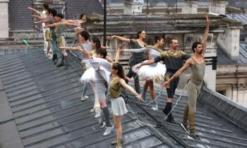 Puzzle 10429 - Danse sur les toits de PARIS