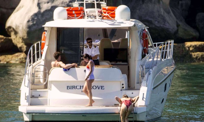 Puzzle YACHT