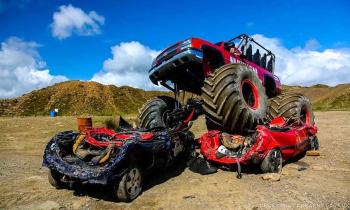 Puzzle 10899 - MONSTER TRUCK