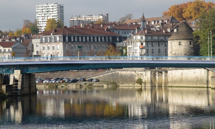 Puzzle le Doubs à Besançon