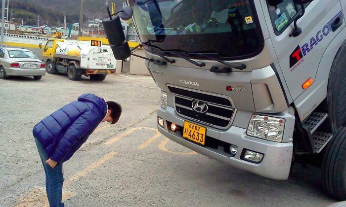 Puzzle la politesse japonaise - Véhicules & Transports - Absolu Puzzle