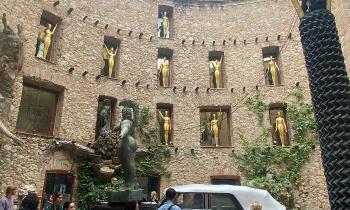 Puzzle 14325 - Musée Dali