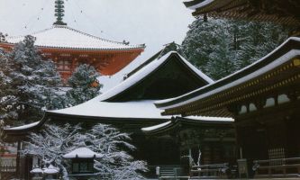 puzzle Temple enneigé, Un temple japonais sous la neige...pour écouter le silence !