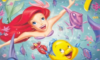 puzzle Ariel la petite sirene, Ariel et son fidèle compagnon Polochon nagent au milieu de l'océan