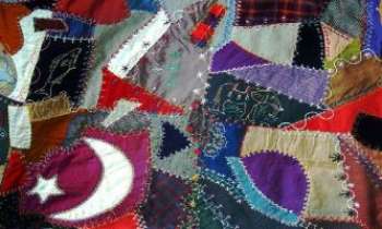 1149 | Quilt - Un quilt plein de fraîcheur, où l'imagination a remplacé la sophistication des points.

