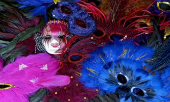 puzzle Carnaval-Nouvelle-Orléans, L'époque de tous les carnavals. Chaque contrée y démontre son inventivité. Ici le Carnaval de la Nouvelle-Orléans, une activité collective de tradition qui a contribué à redonner énergie et moral à cette ville durement touchée par une catastrophe naturelle.