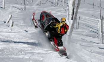 1695 | Motoski - Le motoski, pour l'utile ou l'agréable, un sport de neige qui trace son chemin !