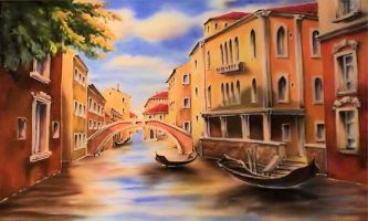 puzzle Venise romantique, Une vision chaleureuse de Venise et de ses gondoles sous un ciel nuageux propice aux ombres portées et aux reflets d'eau sur le canal.