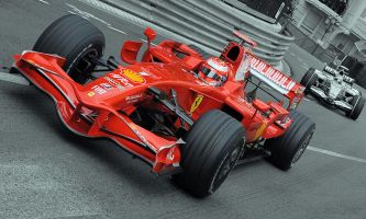 puzzle Formule 1 - Ferrari, Ces super monstres continuent de procurer des sensations toujours plus fortes, tant à la foule qui les regarde qu'à leurs pilotes.