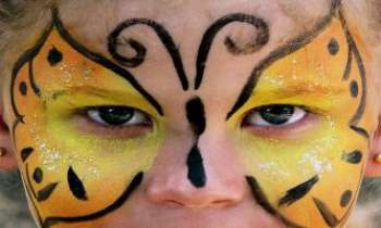 2290 | Des yeux papillon - Un des plus jolis maquillages masque, le papillon. Ne dit-on pas qu'ils ont est des yeux, la preuve !