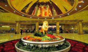 2951 | Le Hall du Lion - Depuis la Cour des Lions de l'Alhambra de Grenade, jusqu'à ce Hall du Lion,
dans un hôtel de Las Vegas, dans le Nevada, aux USA...le roi des animaux
n'a pas de souci à se faire ...sa symbolique garde toute sa force auprès des humains.