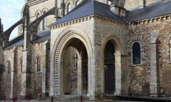 puzzle Porte de cathédrale, Cathédrale du Mans. portail sud