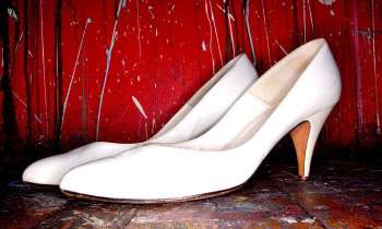 Puzzle 3456 - Chaussures blanches