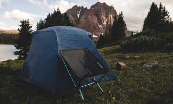 5070 | Sous la tente - Matériel de campeur, prêt pour affronter les plus hauts sommets !