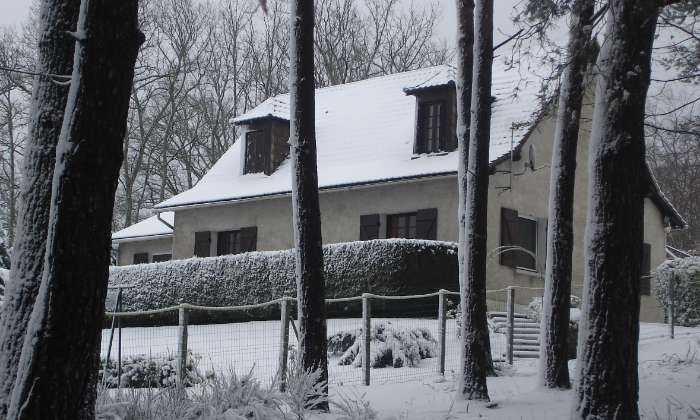 puzzle Maison sous  la neige, Neige en Périgord
