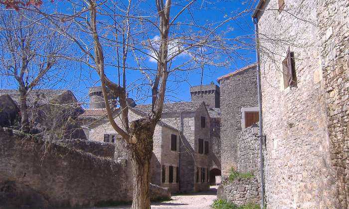 puzzle La Couvertoirade, La Couvertoirade est une commune francaise, située dans le département de l'Aveyron  en région Occitanie.