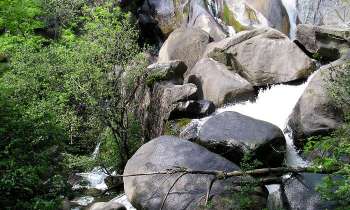 Puzzle Cascade - catégorie Paysages & Fleurs, puzzle gratuit en ligne